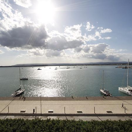 Ortigia Camere Con Vista Da Giulio B&B Syracuse Exterior photo
