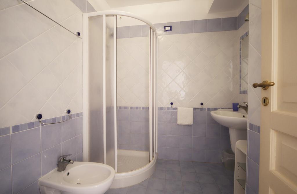 Ortigia Camere Con Vista Da Giulio B&B Syracuse Exterior photo